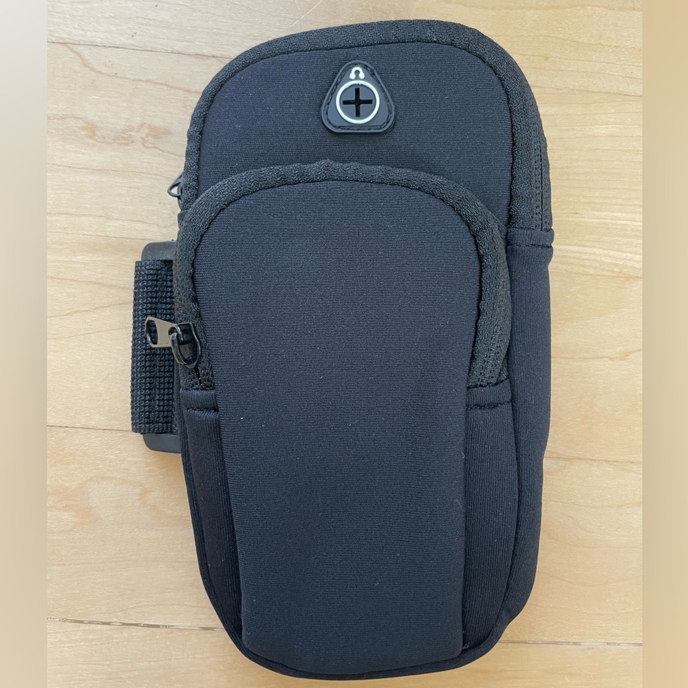 Amazon : Arm Band Phone Holder